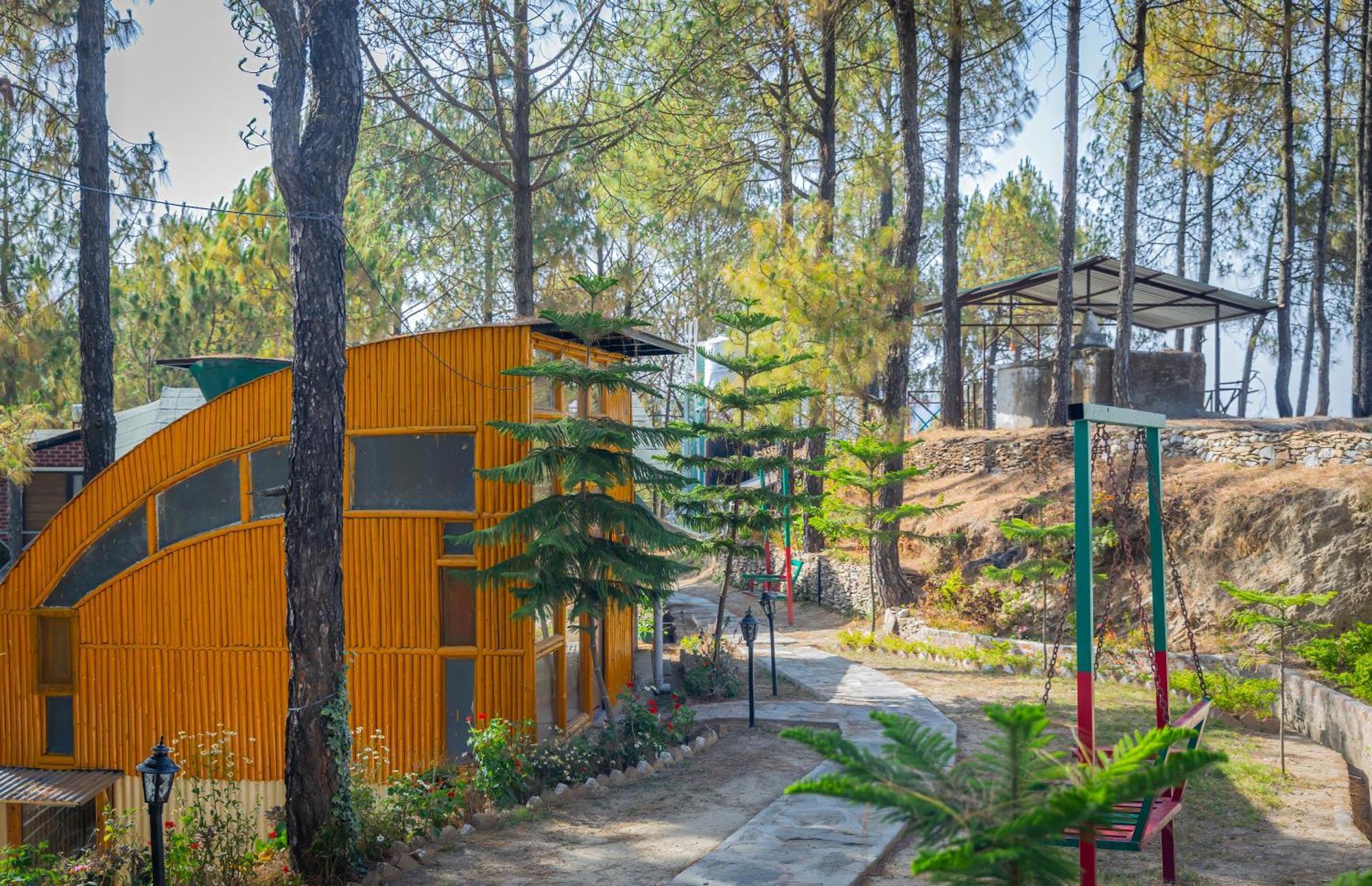 Hotel Zone Connect By The Park, Lansdowne Esterno foto